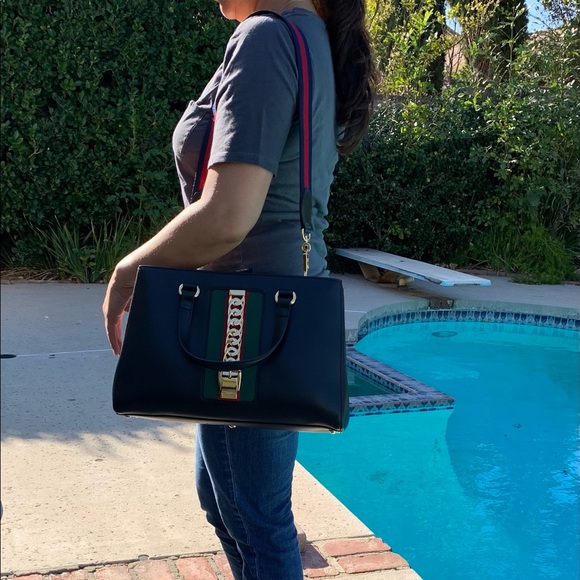 Gucci Large Sylvie Top Handle Tote Black New crossbody - Picture 16 of 16